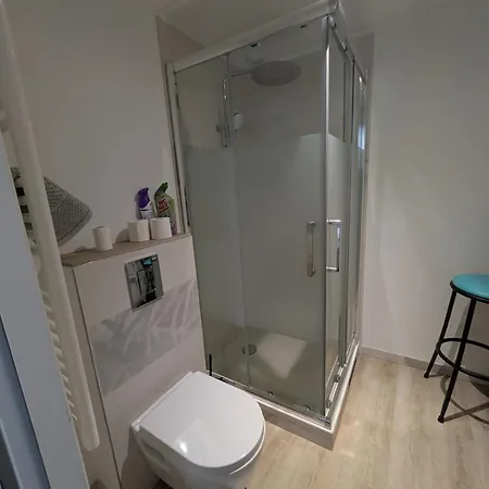 L'instant Rose Entier Confort Et Moderne Hyper Centre D'ernee Apartment