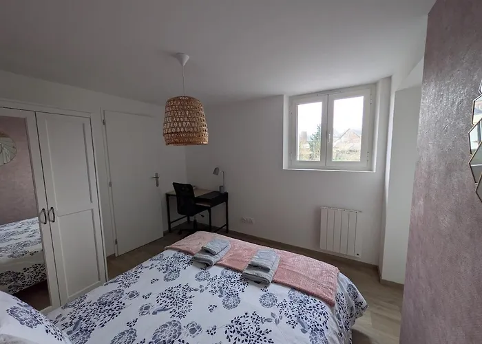 Апартаменты Rose - Appartement Entier Tout Confort Et Moderne Hyper Centre D'Ernee Ernee